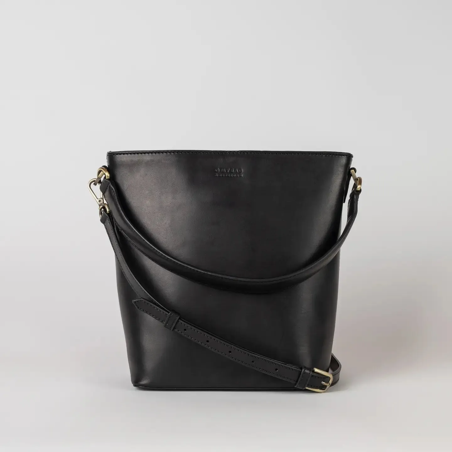 Bobbi Bucket Maxi - Leather Black