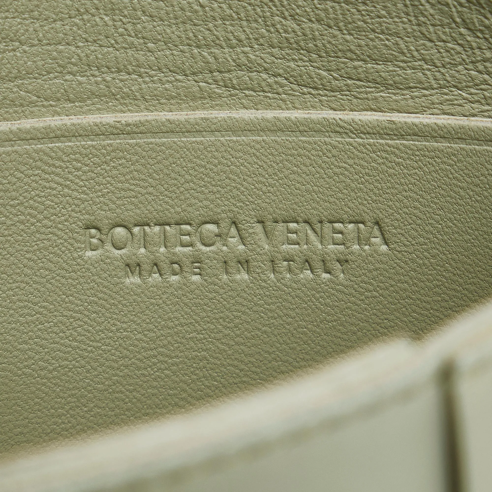 Bottega Veneta Mini Intrecciato Cassette (SHG-aeU0UQ)