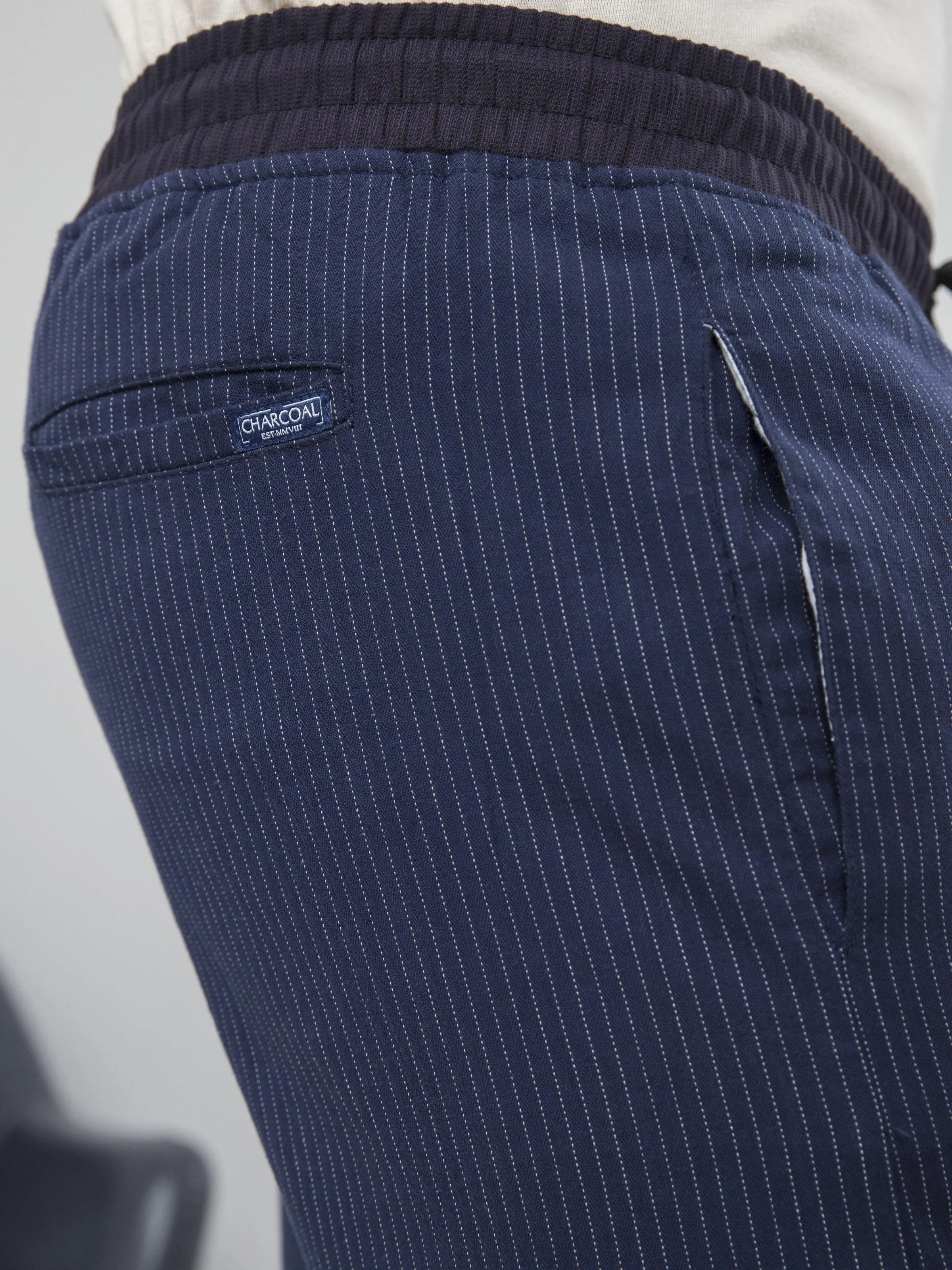 CASUAL TROUSER TAPERED FIT NAVY BLUE