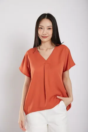 Charlita Basic Top in Brick Red