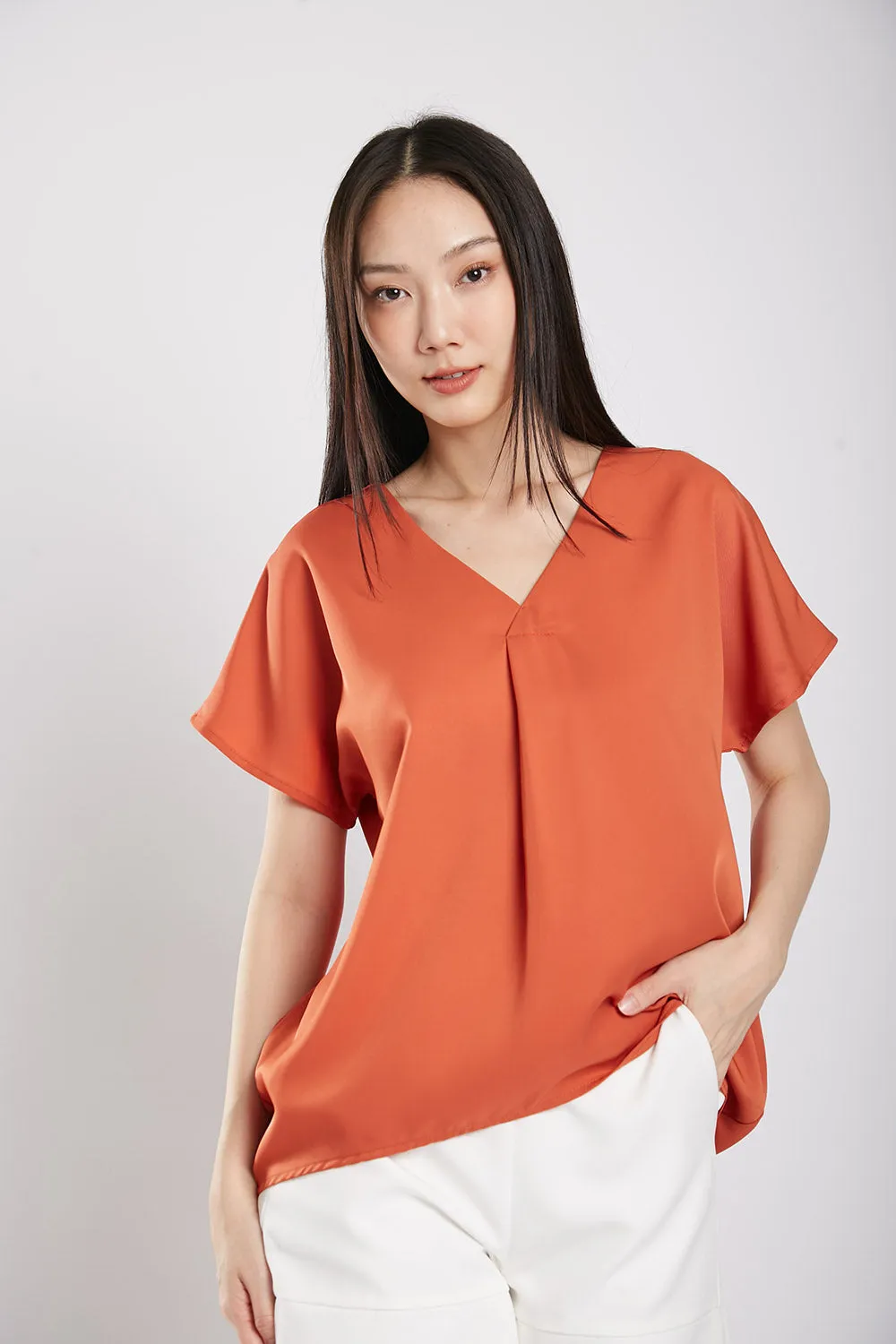 Charlita Basic Top in Brick Red