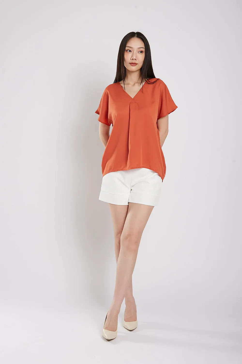 Charlita Basic Top in Brick Red