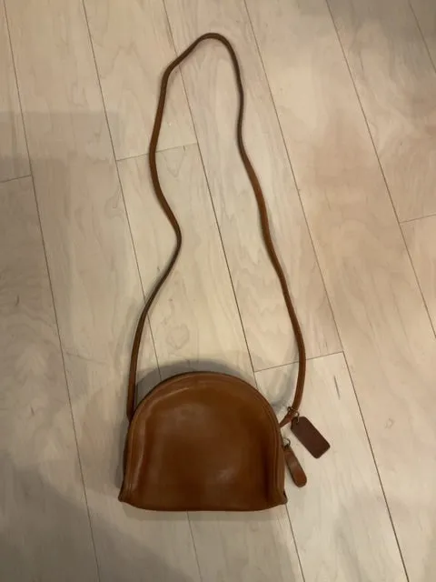 {{ClientCode}} TAN COACH VINTAGE LEATHER PURSE