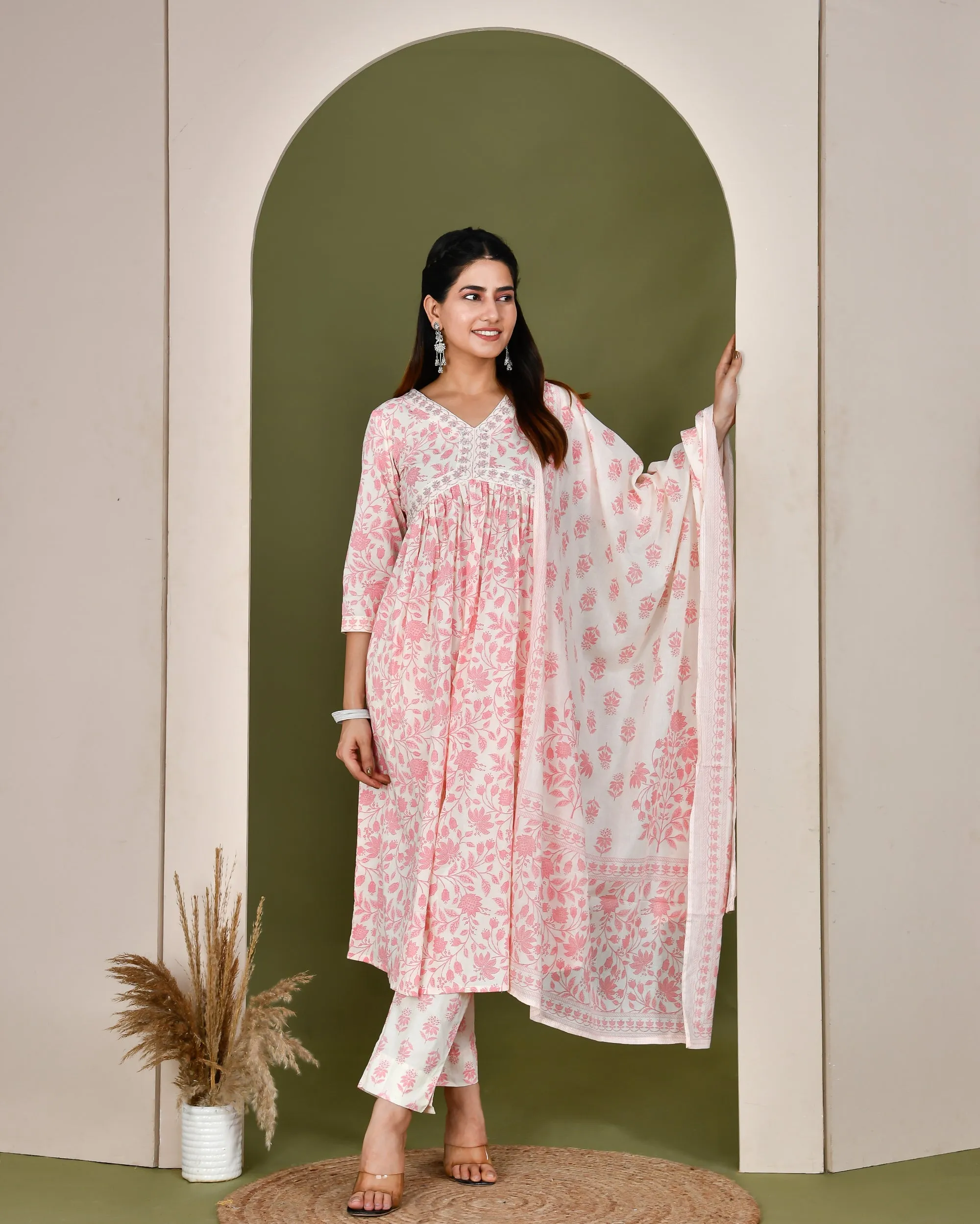 Cotton Alia cut embroidered casual pant set Pink