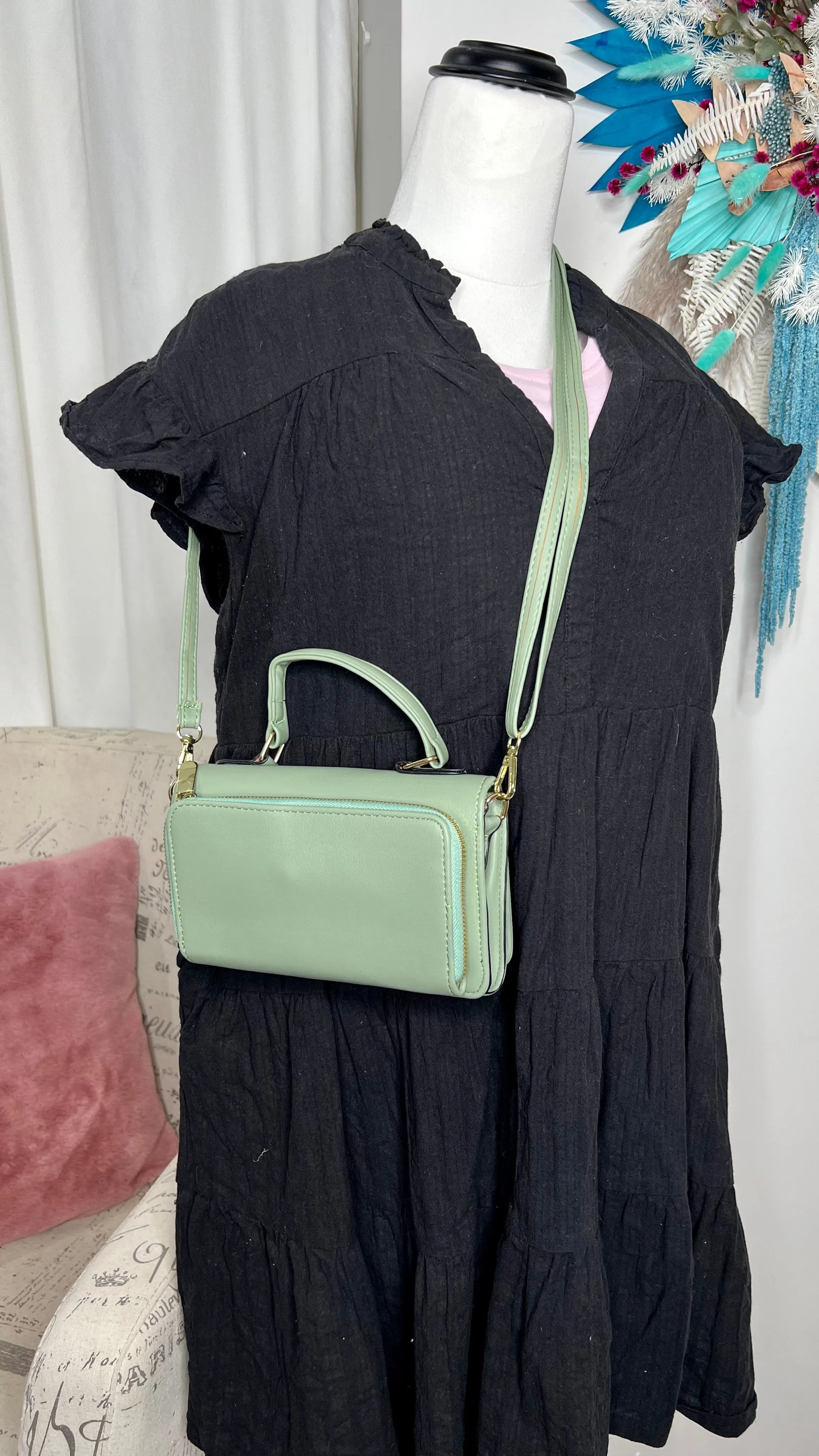 Crossbody Phone Bag - Green