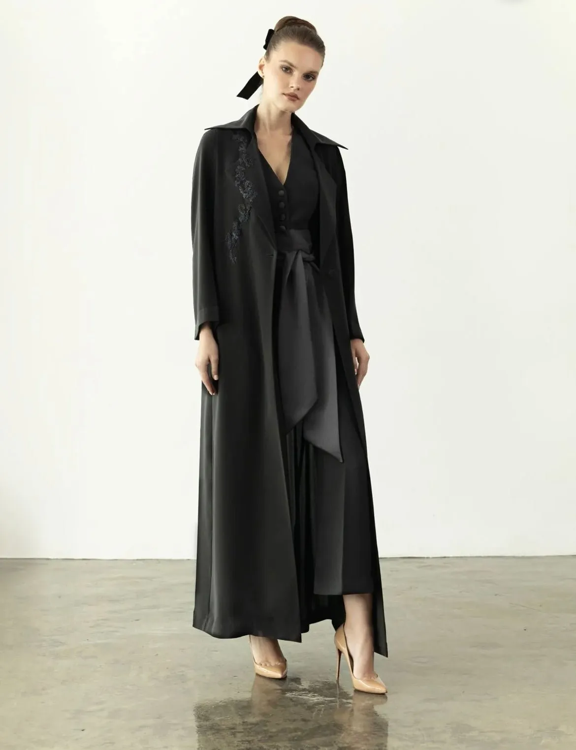 EAA2404 ABAYA