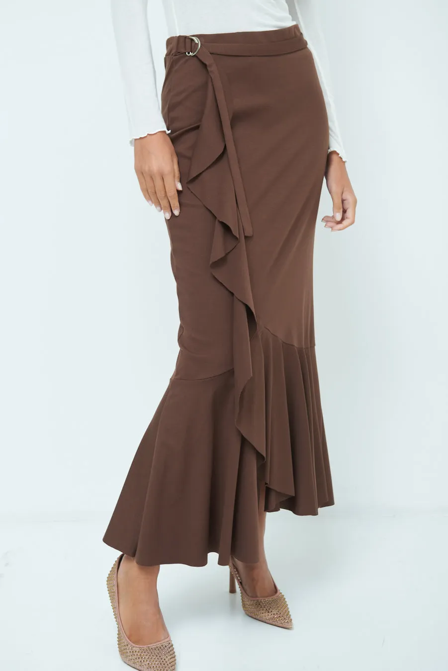 Elegant ruffled midi skirt with flared hem wholesale