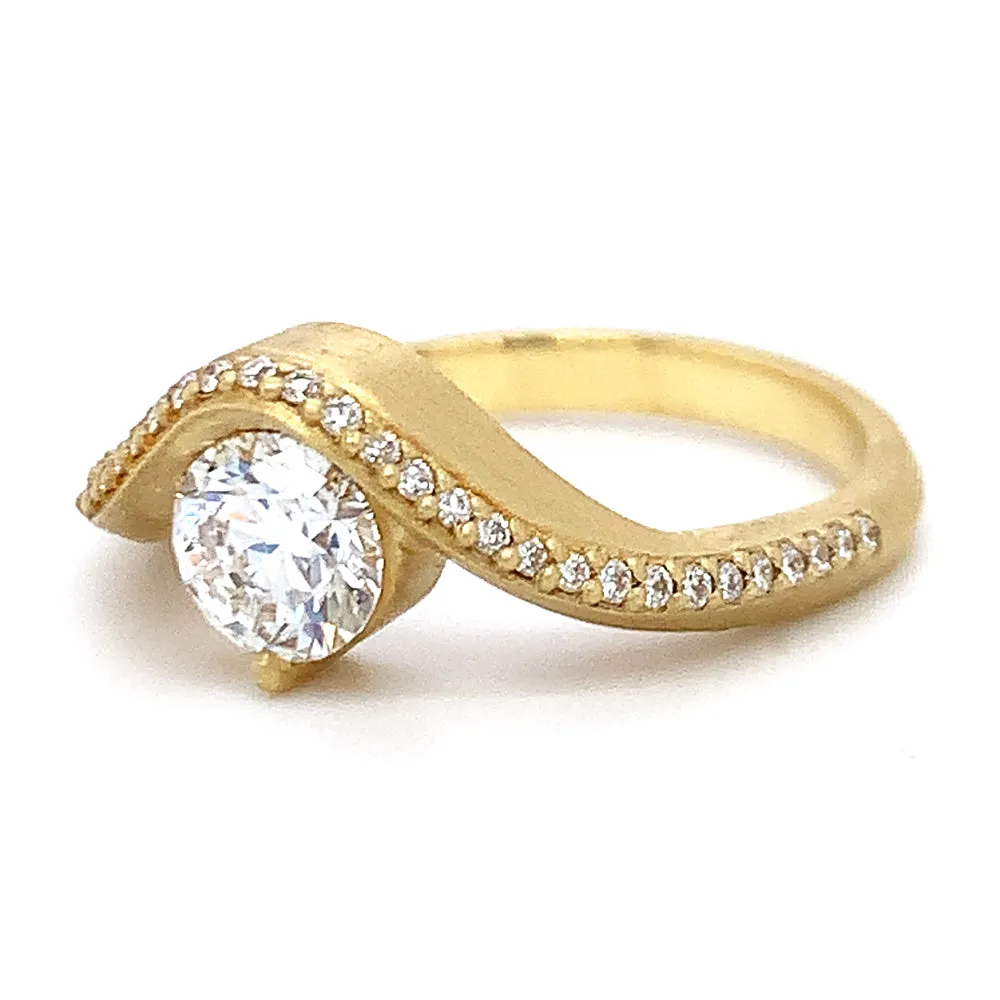 Lab Grown & Natural Diamond Ring - "Graceful Arc"