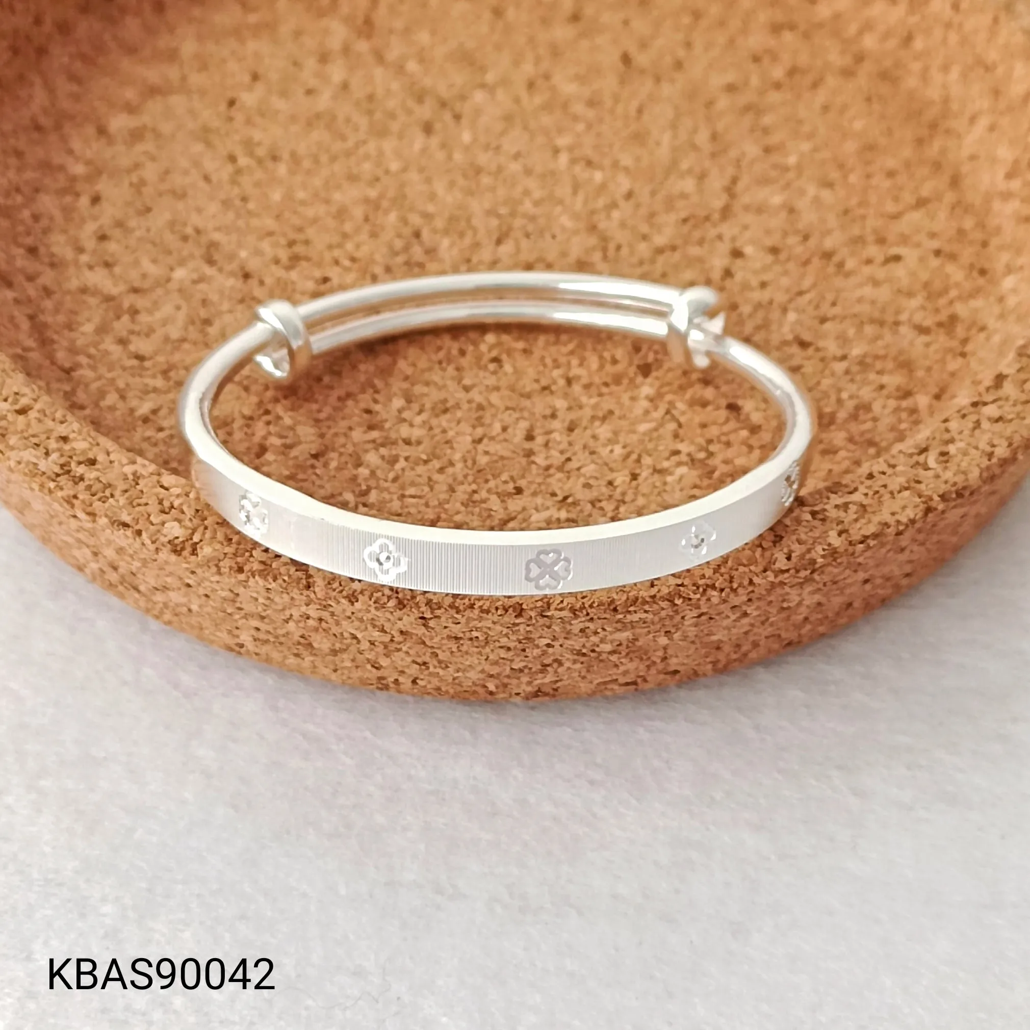 S990 四叶草宝宝手镯 S990 Lucky Four Leaf Clover Baby Bangle