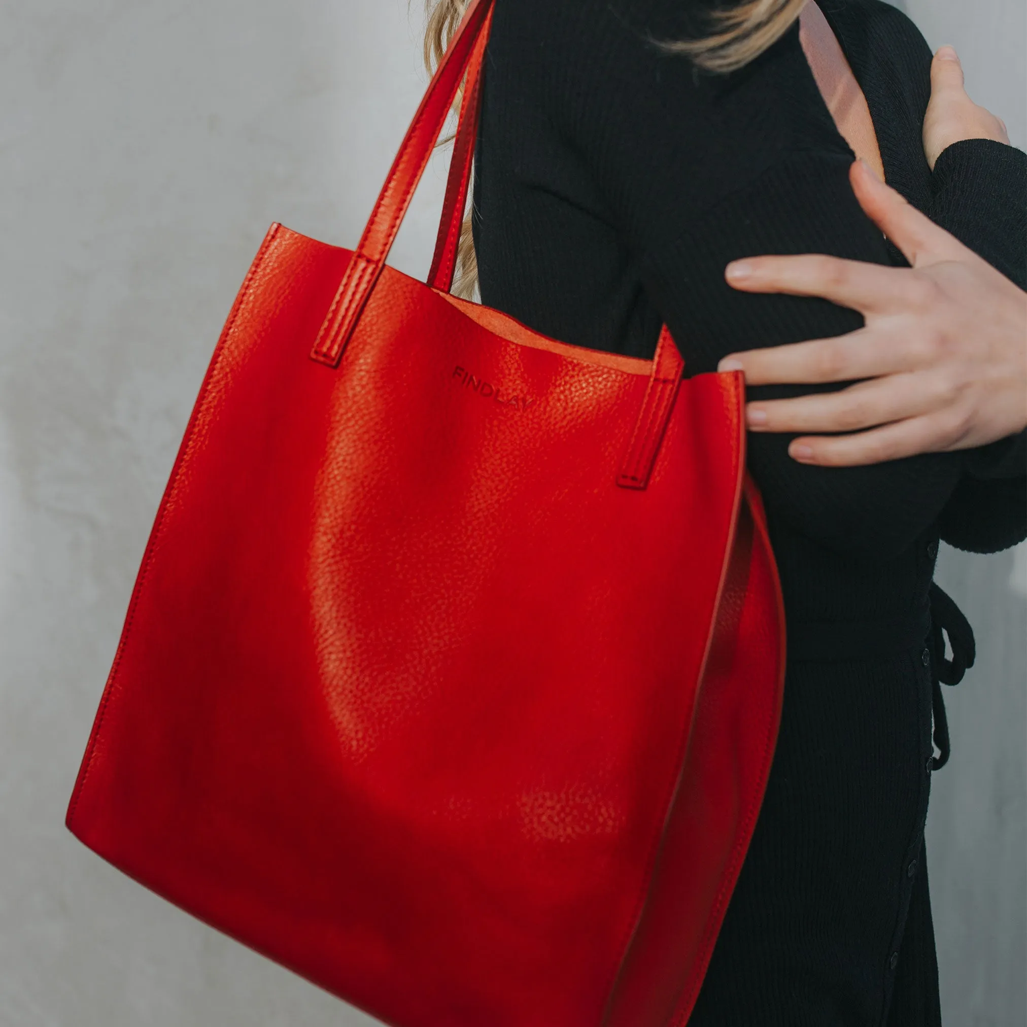 Simple Mag Tote, Cherry