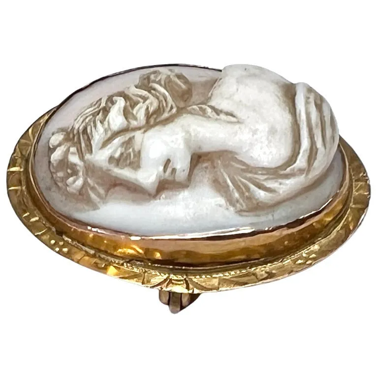 Victorian Shell Cameo Brooch/Pendant Womens Head Profile In 10K Gold Frame