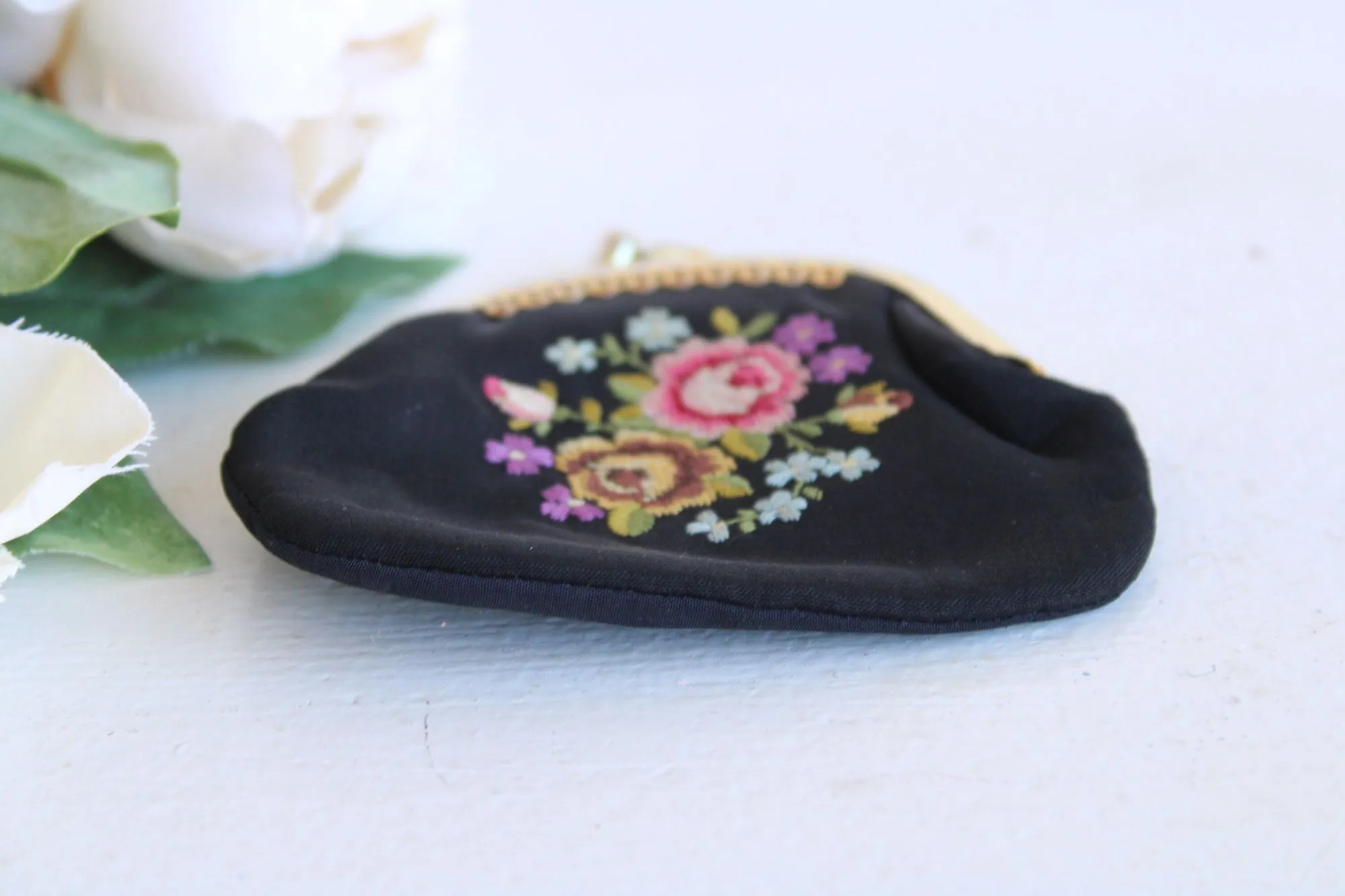 Vintage 1950s 1960s Black Tapestry Coin Purse